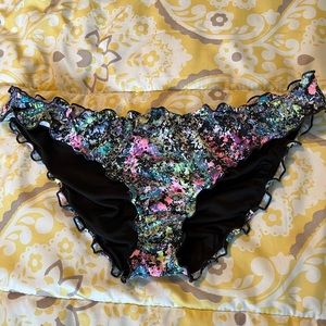 Victoria's Secret Bikini Bottom size M.